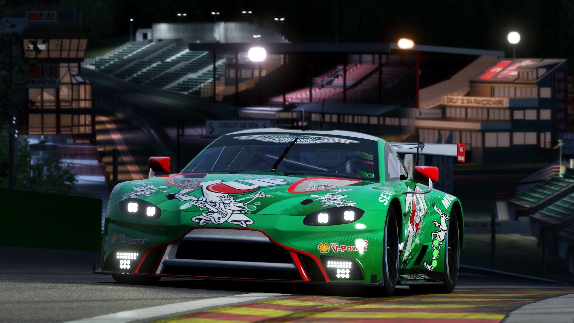 在与雷霆的大战中，他连续多次封堵对手破篮，包括多次阻止“空中飞人”的扣篮！