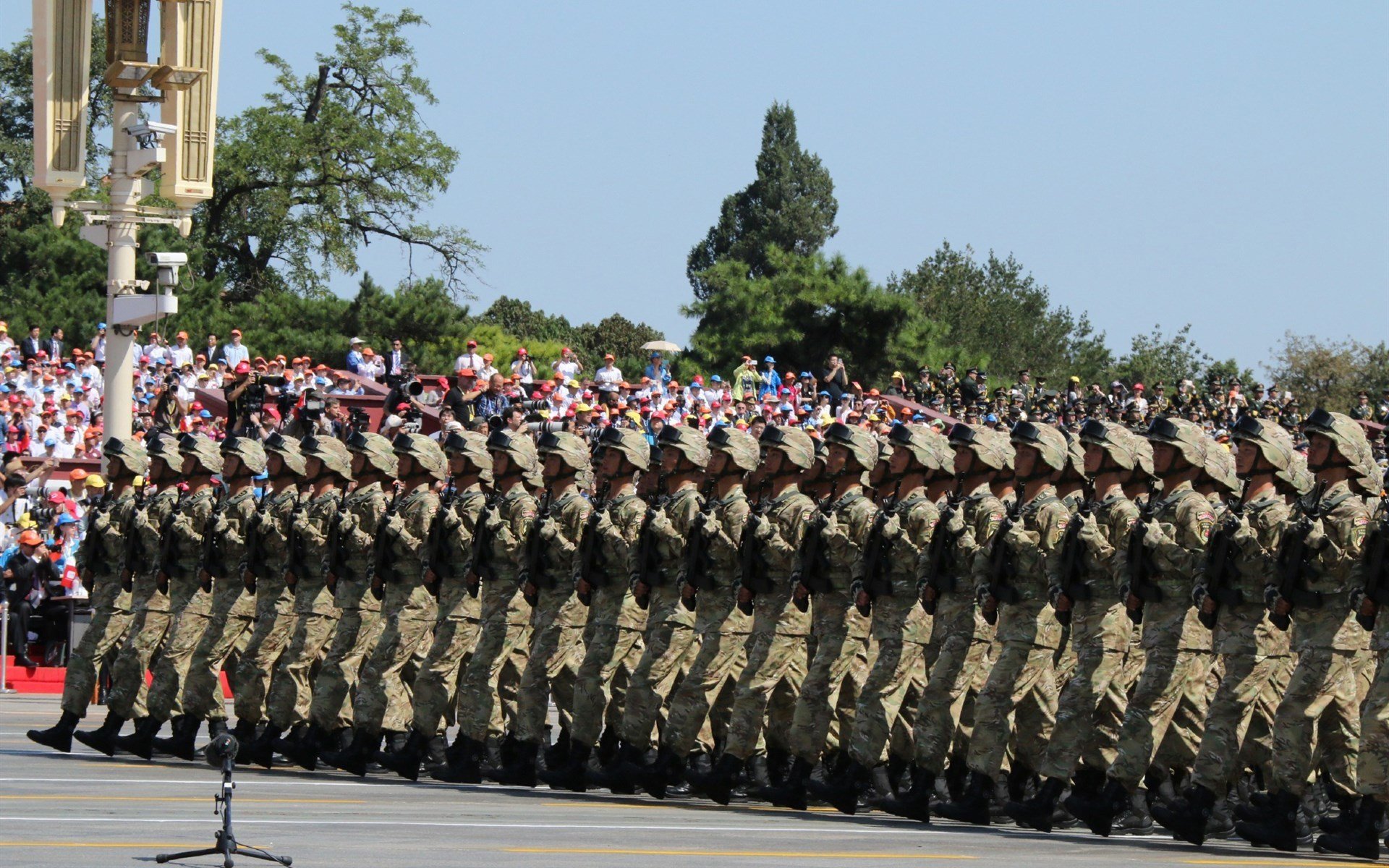 乐鱼（中国）体育官方网站-雄鹿队新援发威，帮助球队取得连胜，雄鹿 队