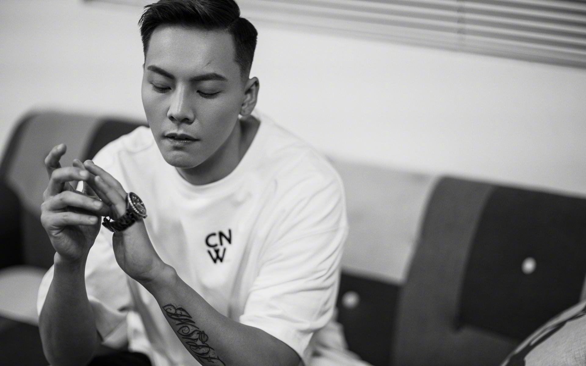 乐鱼娱乐app-外援适应周期如何与状态波动形成趋势关联，外援式发展模式的特点