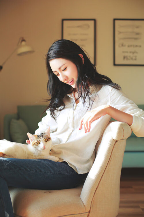 乌拉圭女篮在南美锦标赛中夺冠，开启新征程