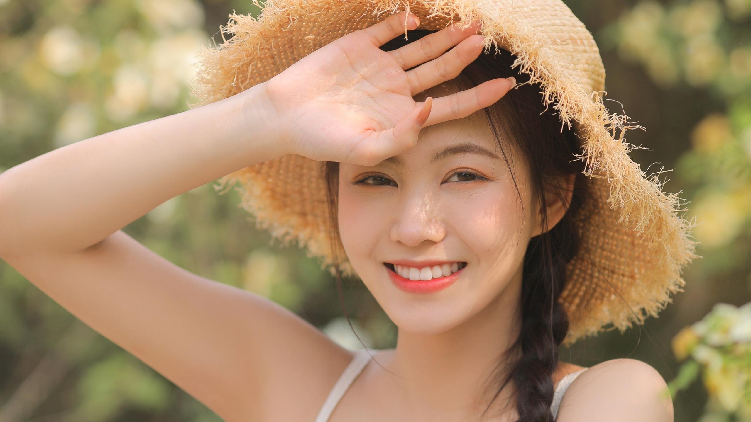 女足队员专项训练侧重小范围控球和传导能力,女足 训练