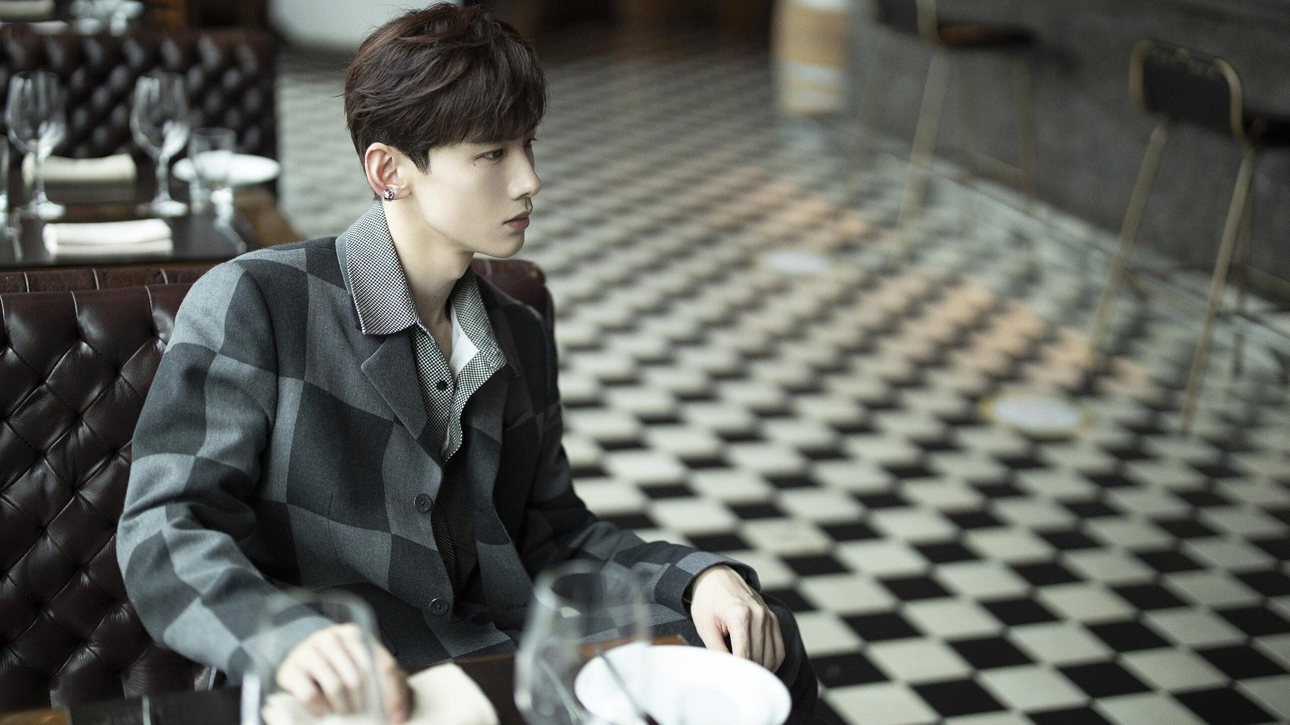 乐鱼娱乐app-朱婷生日当天收到球迷手绘海报，朱婷生平